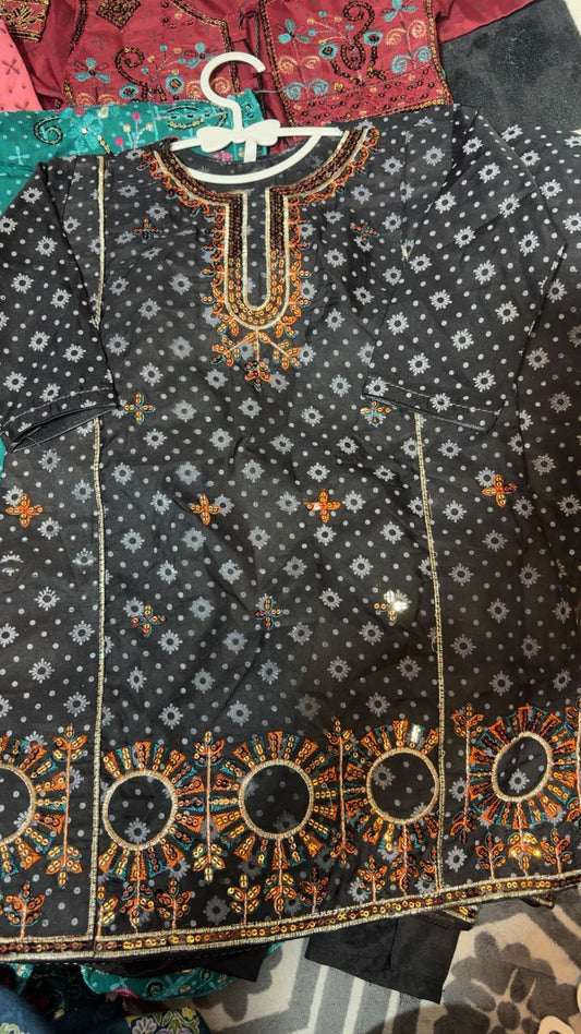 Beautiful Girls' Black Lawn Suit