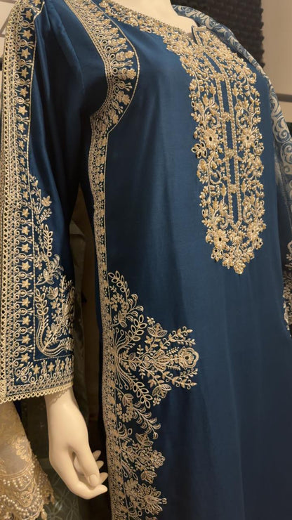 A26 - Elegant Zinc Lawn Suit